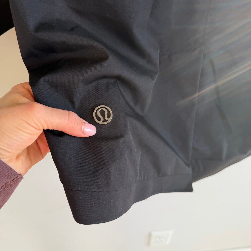 Lululemon Definitely Raining Full Zip Hooded Jack… - image 9